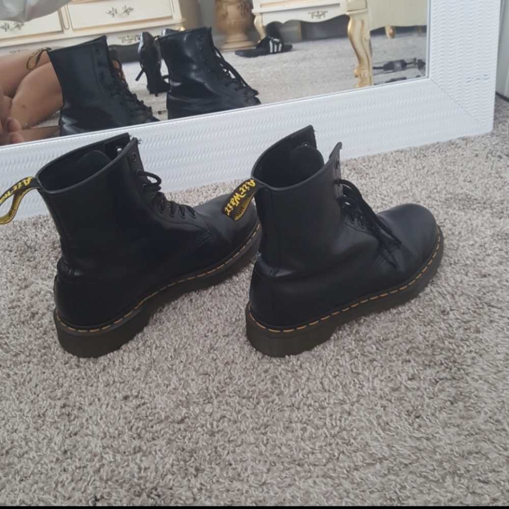 Black Dr marten boots